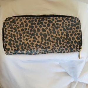 Leopard Wallet